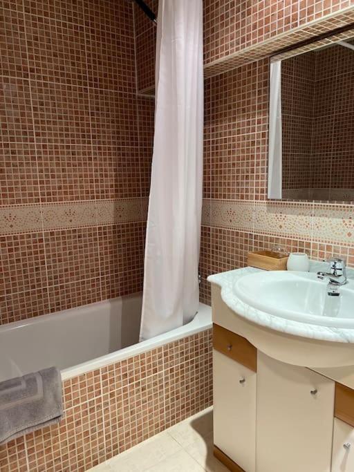 Apartamento Hasta 4 Pax Con Terraza- Nº Hut 08258 Soldeu Exteriér fotografie