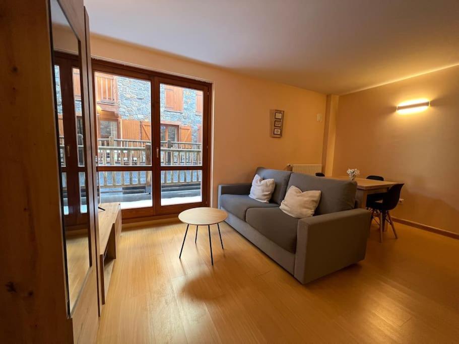 Apartamento Hasta 4 Pax Con Terraza- Nº Hut 08258 Soldeu Exteriér fotografie
